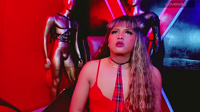 taylor  smith  online show from April 7, 2026, 11:45 am