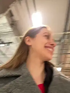 Olivia Jemison online show from April 18, 2026, 7:54 am