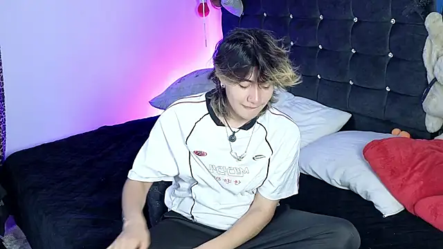 Noah blackwood online show from April 15, 2026, 6:01 pm