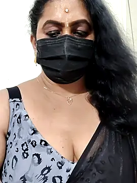 aishu mallu tamil online show from April 1, 2026, 9:45 pm