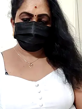 aishu mallu tamil online show from April 10, 2026, 7:10 pm