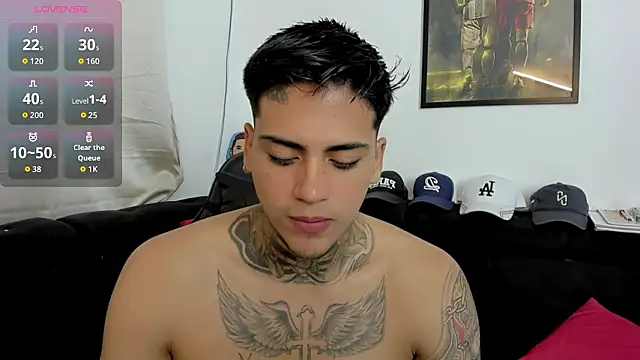 sweetlatinoboy online show from March 29, 2026, 12:18 pm