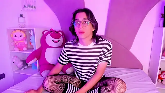 Keita Moon online show from March 26, 2026, 12:14 pm