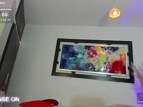 Ravyn Rouge online show from March 31, 2026, 4:58 am