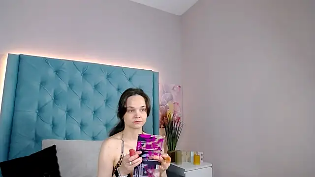 IowaSin online show from April 8, 2026, 1:01 pm