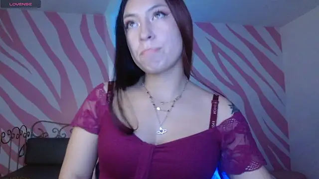 Scarlet queen4 online show from April 15, 2026, 1:04 pm