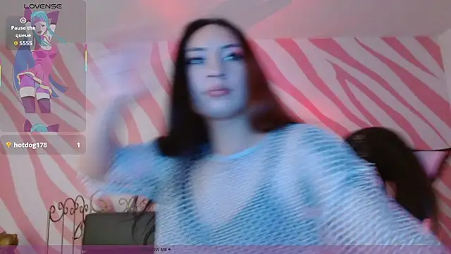 Scarlet queen4 online show from April 11, 2026, 1:26 pm