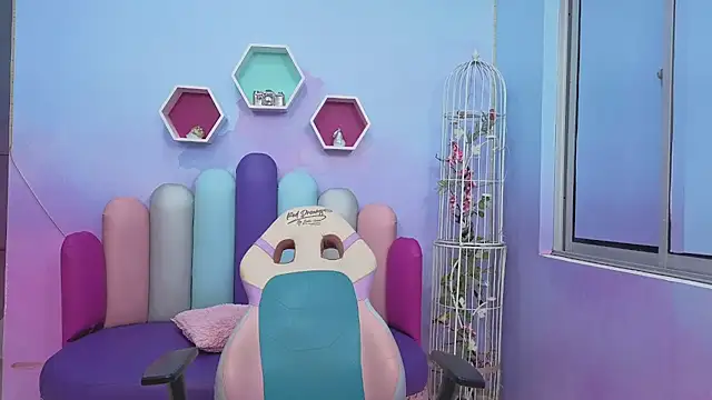 Isaa Skinny online show from April 9, 2026, 6:41 am