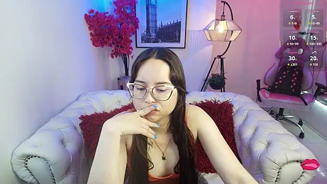 Snapshot of Shady_bug chatting on April 27, 2026, 7:56 pm Shady bug online show from April 27, 2026, 7:56 pm