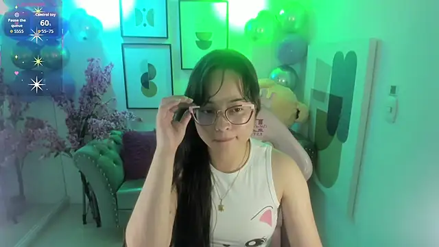 Shady bug online show from April 13, 2026, 7:51 pm