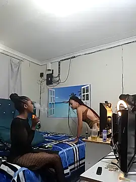 Snapshot of GoodinbedAfrican4 chatting on April 14, 2026, 7:52 pm GoodinbedAfrican4 online show from April 14, 2026, 7:52 pm