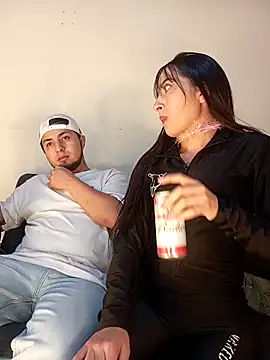 Wild-lovers18 online show from April 8, 2026, 4:03 am