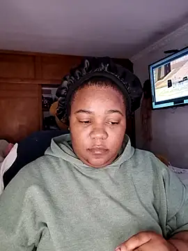 Snapshot of Daddyss_girl1 chatting on April 8, 2026, 6:04 am Daddyss girl1 online show from April 8, 2026, 6:04 am