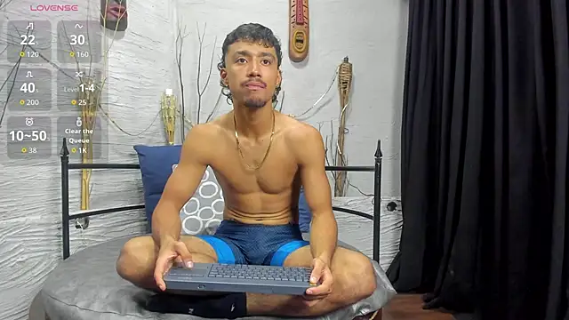 Snapshot of alexis_stonne chatting on March 26, 2026, 7:23 pm alexis stonne online show from March 26, 2026, 7:23 pm