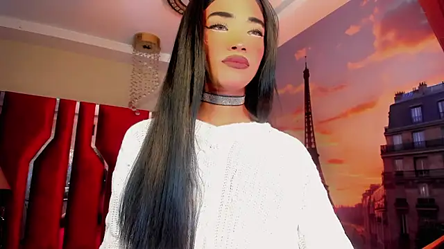 Snapshot of Paola_Delfino chatting on May 14, 2026, 4:42 am Paola Delfino online show from May 14, 2026, 4:42 am