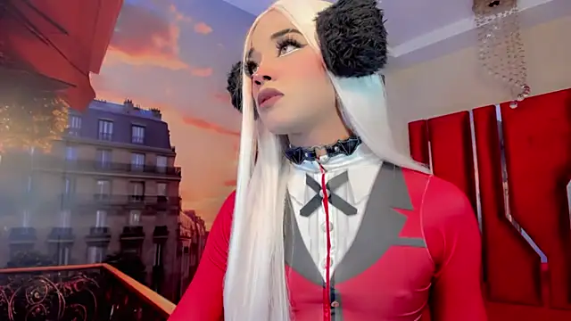 Snapshot of Paola_Delfino chatting on May 25, 2026, 12:04 pm Paola Delfino online show from May 25, 2026, 12:04 pm