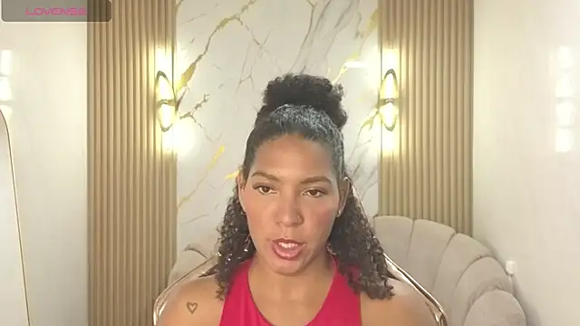 Snapshot of Scarletth_b chatting on March 27, 2026, 3:26 am Scarletth b online show from March 27, 2026, 3:26 am