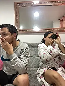 Snapshot of leoylia chatting on March 31, 2026, 4:03 am leoylia online show from March 31, 2026, 4:03 am