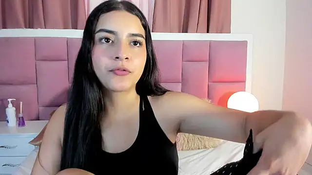 sweet aura31 online show from May 20, 2026, 8:06 pm