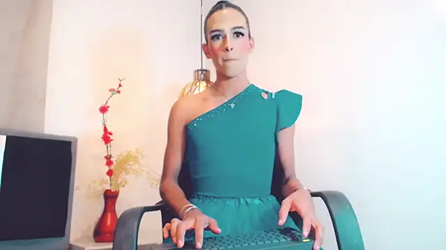 Snapshot of Valeria_Del_Val chatting on March 27, 2026, 3:37 am Valeria Del Val online show from March 27, 2026, 3:37 am