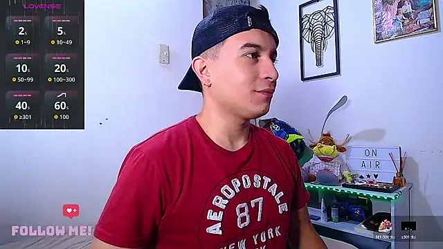 Max Parkerr online show from May 14, 2026, 1:19 pm