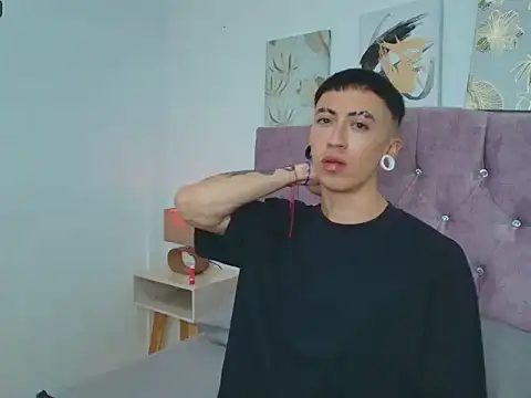 Yoshua Smith online show from April 6, 2026, 8:10 pm