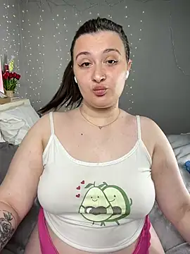 Taya lips online show from April 11, 2026, 6:00 pm