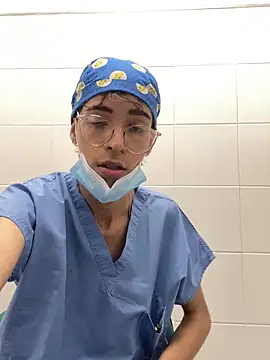 Milo Gunnar online show from April 12, 2026, 9:07 pm