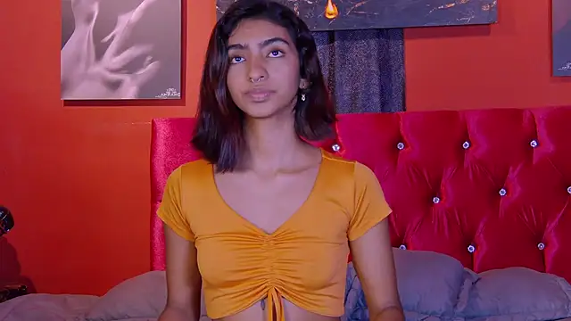 Snapshot of Hottie_Veronica chatting on April 19, 2026, 6:10 pm Hottie Veronica online show from April 19, 2026, 6:10 pm