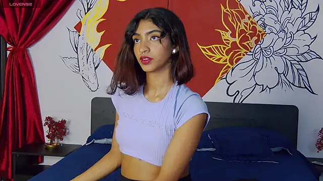 Snapshot of Hottie_Veronica chatting on May 11, 2026, 8:06 pm Hottie Veronica online show from May 11, 2026, 8:06 pm