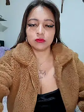 Sarah-917 online show from April 9, 2026, 11:27 am