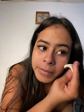 lucirganaxxx online show from April 11, 2026, 4:31 am