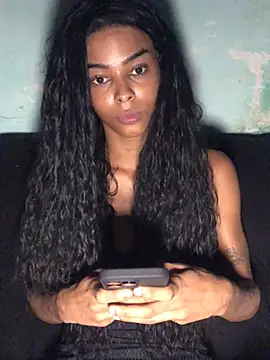 Snapshot of viczinaofc chatting on April 13, 2026, 3:32 am viczinaofc online show from April 13, 2026, 3:32 am