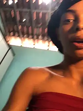 Snapshot of viczinaofc chatting on April 8, 2026, 3:46 pm viczinaofc online show from April 8, 2026, 3:46 pm