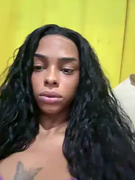 Snapshot of viczinaofc chatting on April 12, 2026, 1:36 pm viczinaofc online show from April 12, 2026, 1:36 pm