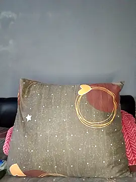 SexypuppyXX online show from April 7, 2026, 5:53 am