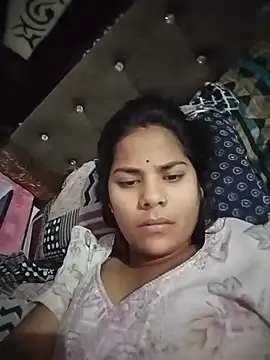 Pallavi cute online show from May 22, 2026, 4:32 am