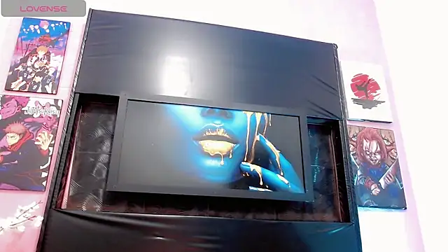 Snapshot of Alice_Yermanotta chatting on April 7, 2026, 3:30 am Alice Yermanotta online show from April 7, 2026, 3:30 am