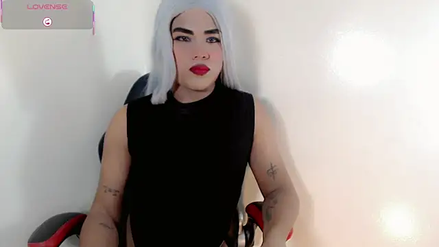 Snapshot of Alice_Yermanotta chatting on March 20, 2026, 3:29 am Alice Yermanotta online show from March 20, 2026, 3:29 am