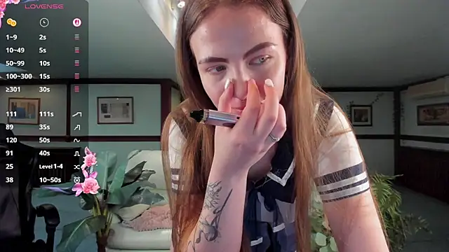 Snapshot of Kirarustle1 chatting on April 6, 2026, 4:46 am Kirarustle1 online show from April 6, 2026, 4:46 am