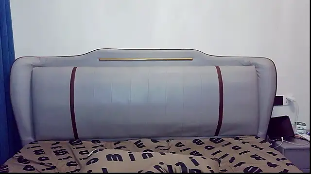 XX-XIUXIU online show from March 30, 2026, 1:01 pm