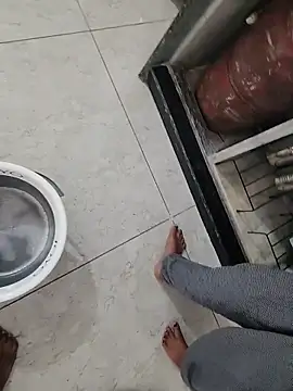 mavin  online show from April 13, 2026, 4:38 am