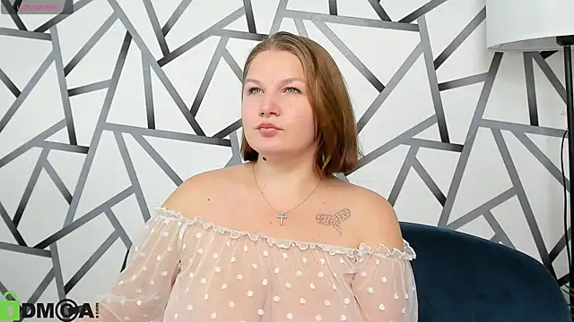 Snapshot of Virginia_Robinson chatting on July 16, 2026, 8:44 am Virginia Robinson online show from July 16, 2026, 8:44 am