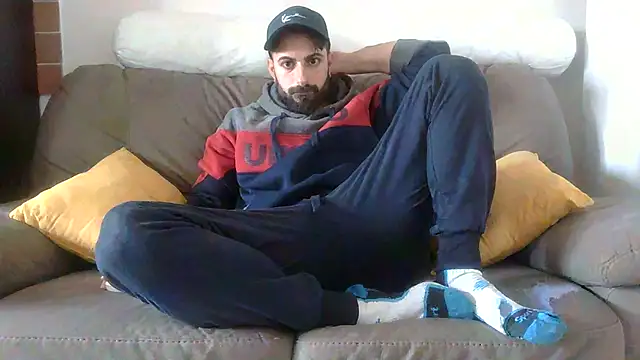 AmicisegretiITA online show from April 3, 2026, 11:27 am