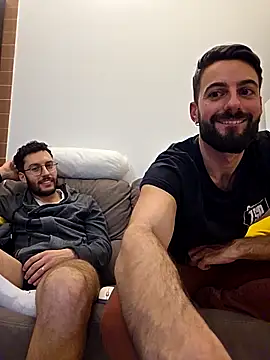 AmicisegretiITA online show from March 31, 2026, 8:33 pm