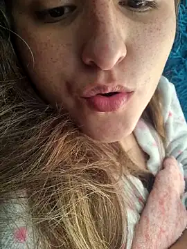 rafaella stefano online show from April 7, 2026, 12:51 pm