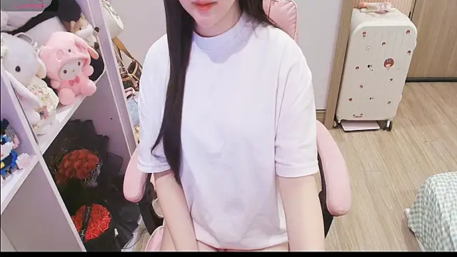 Nana Chu online show from April 14, 2026, 11:37 am