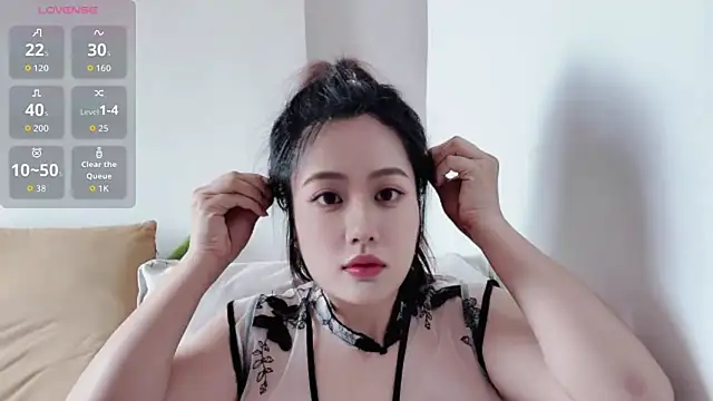 Mumu689 online show from May 24, 2026, 7:19 am