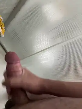 Emirr10 online show from April 19, 2026, 4:41 pm