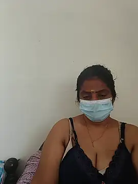 Snapshot of tamil_manjalmaami chatting on July 7, 2026, 5:21 am tamil manjalmaami online show from July 7, 2026, 5:21 am